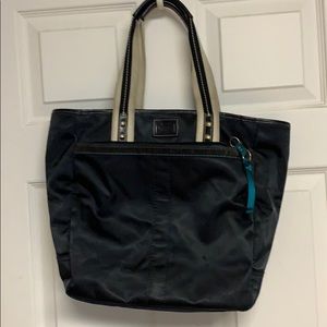 Coach tote bag **BONUS Coach key ring included**